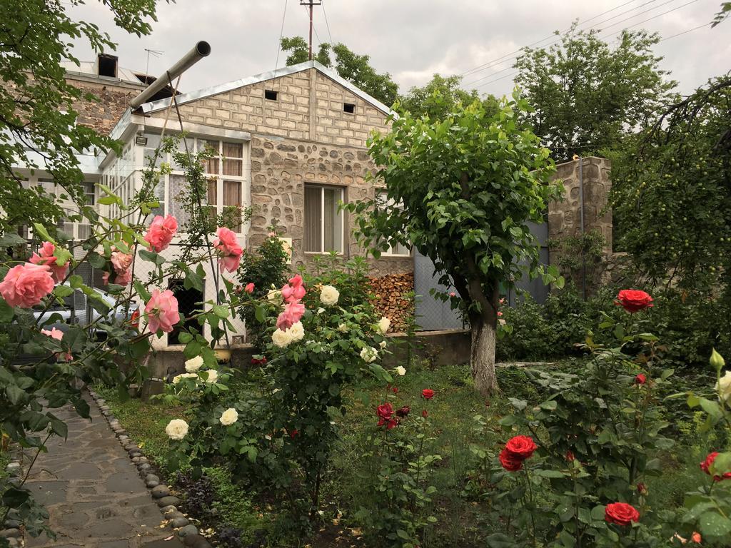 Guesthouse "Ashot Shalunts" Goris Exterior foto